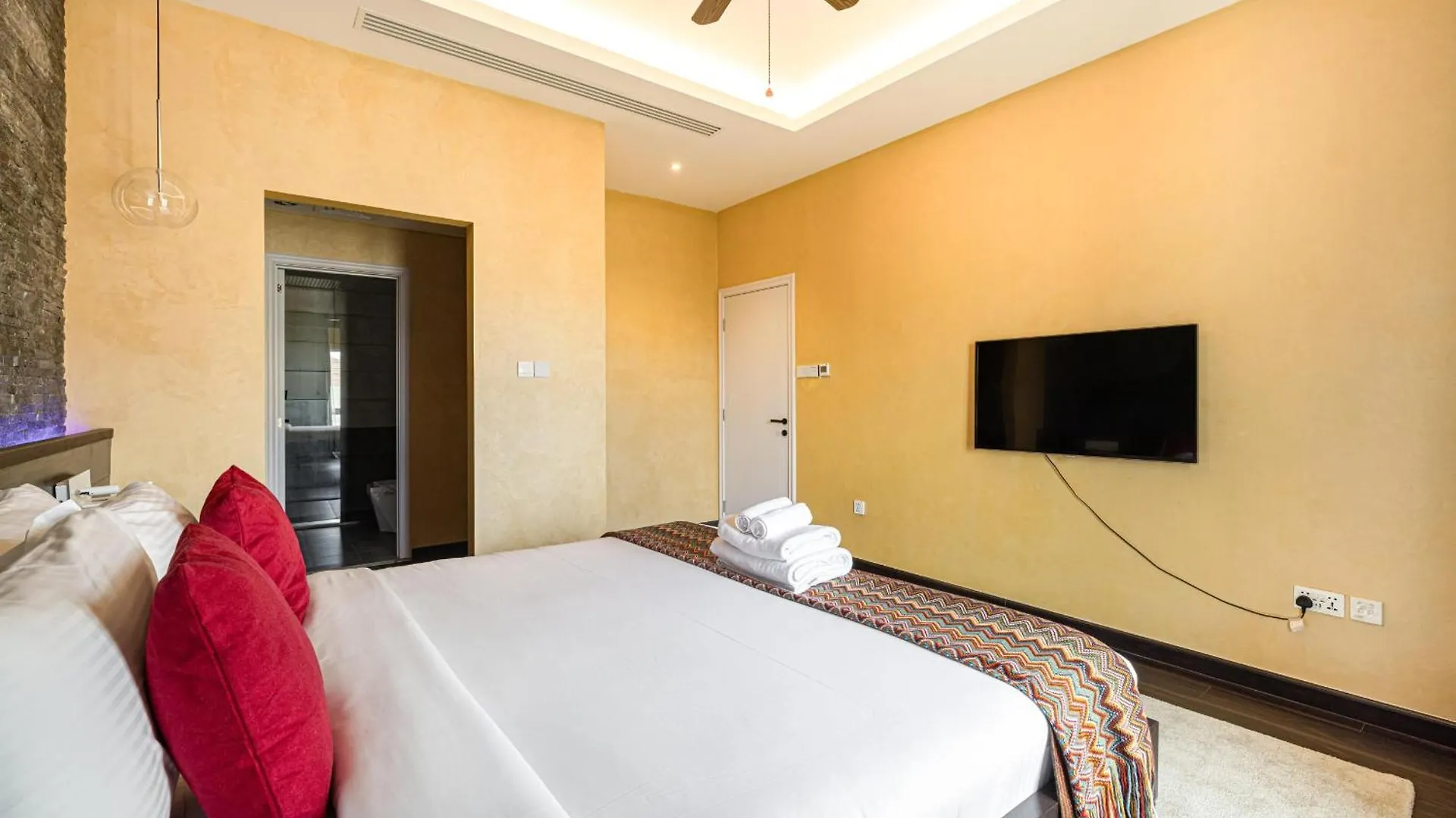 Cozy And Spacious Apartment- 5Min Walk To Metro Dubai 0*,