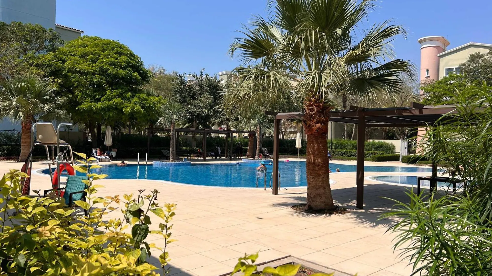 Apartment Cozy And Spacious Apartment- 5Min Walk To Metro Dubai